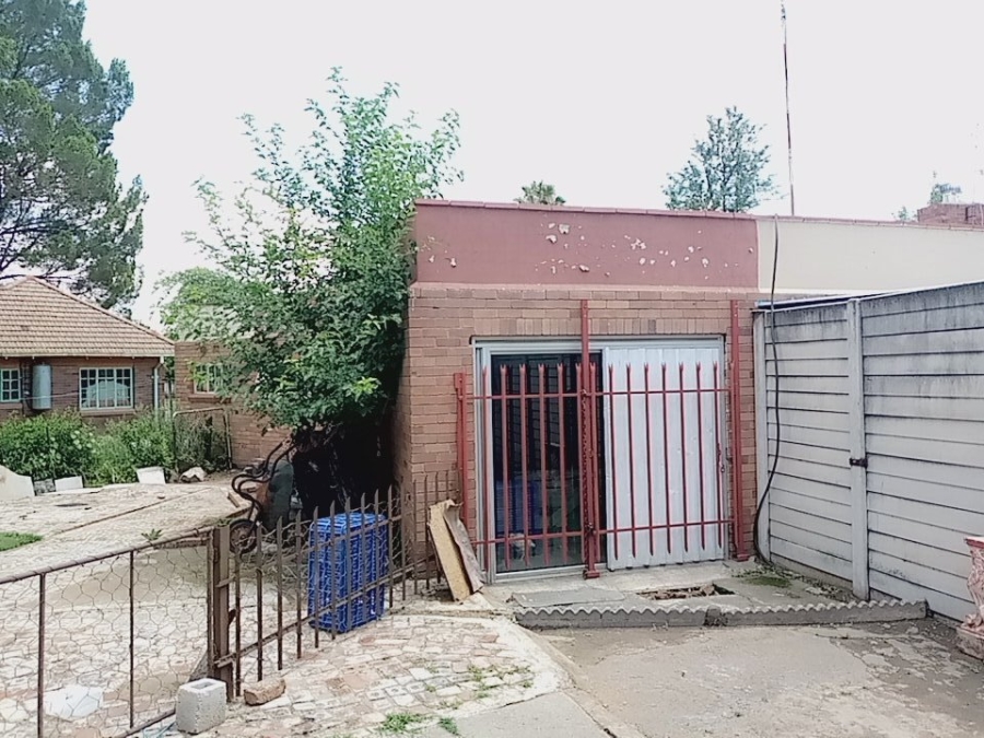 3 Bedroom Property for Sale in Vierfontein Free State